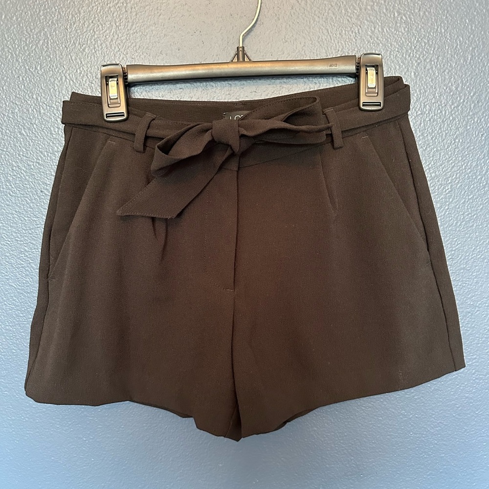 Loft black shorts with tie belt - Picture 1 of 3